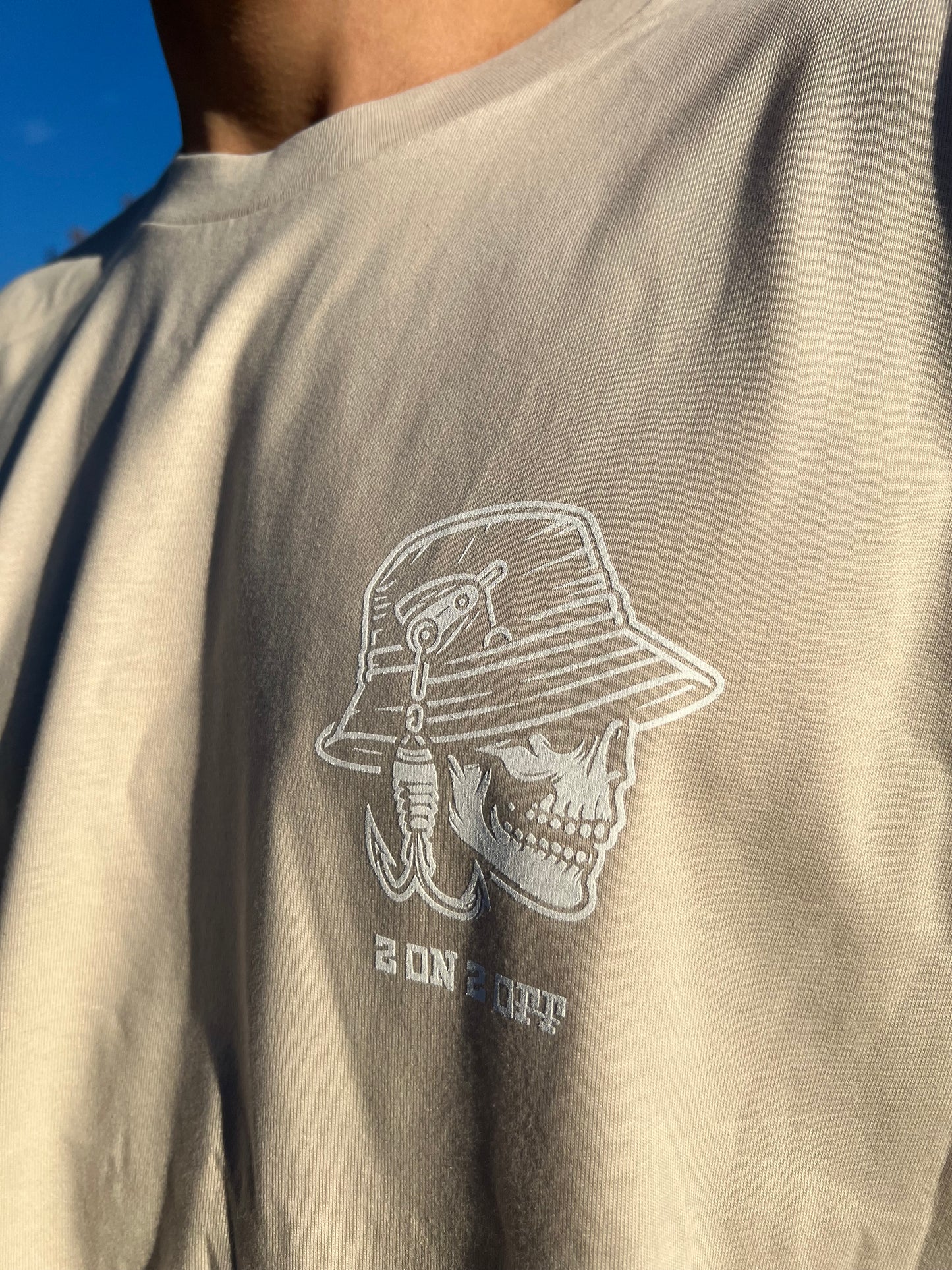 MASCOT TEE